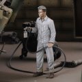 RoyalModel[RM758]1/35 独 WWII迷彩塗装を行うドイツ兵