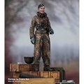 RoyalModel[RM1023]1/48 WWII ドイツ タバコを吸う武装親衛隊戦車兵