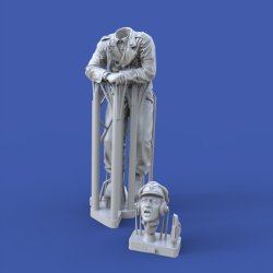 画像2: RoyalModel[RM1086]1/35 WWII ドイツ キューポラの親衛隊戦車兵