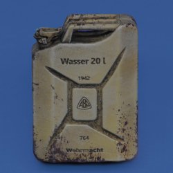 画像2: RoyalModel[RM1095]1/16 WWII ドイツ ジェリカンセット(3個入)