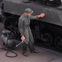 画像1: RoyalModel[RM1111]1/48 WWII アメリカ陸軍整備兵