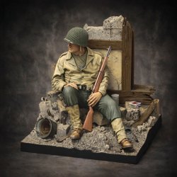 画像1: RoyalModel[RM1163]1/35 WWII アメリカ 休息する兵士(ベース付)
