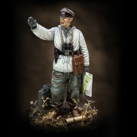 RoyalModel[RM837]1/72 WWII  ドイツ冬季リバーシブル防寒着を着た戦車兵長