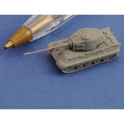 画像6: RoyalModel[RM846]1/24 聖夜を彩るのサンタ姿のピンナップガール(75mm)