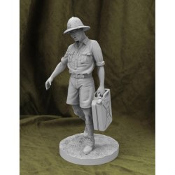 画像3: RoyalModel[RM850]1/35 Italian soldier with jerry can