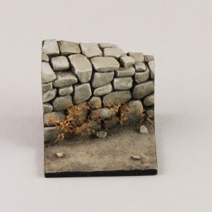 画像1: RoyalModel[RM870]1/35 ジオラ素材 石垣付展示ベース3.5×3.5cm(1/35〜32スケール対応） (1)