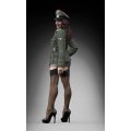 RoyalModel[RM873]1/35 ミリタリー・ピンナップガール ドイツ軍将校