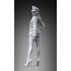 画像4: RoyalModel[RM873]1/35 ミリタリー・ピンナップガール ドイツ軍将校