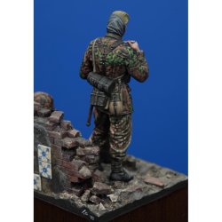 画像5: RoyalModel[RM876]1/35 WWII ドイツ武装SS 食事を取る擲弾兵