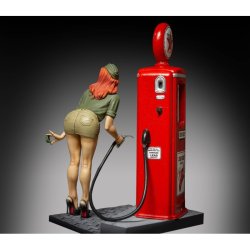 画像4: RoyalModel[RM928]1/24 ガソリンスタンドのミリタリー・ピンナップガール(75mm)