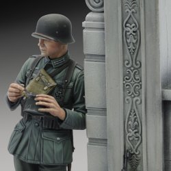 画像1: RoyalModel[RM958]1/24(75mm) WWII ドイツ 食事をとる兵士