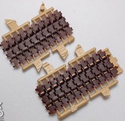画像2: ライフィールドモデル[RFM5014]1/35 パンターA型/G型用連結組立可動式履帯セット