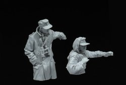 画像4: スターリングラード[ST3235]1/35 WWII ドイツ ヘッツァー駆逐戦車乗員セット 1945年(2体入)