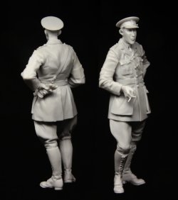 画像3: スターリングラード[ST1102]1/35WWIイギリス戦車兵(2)煙草を吸う将校