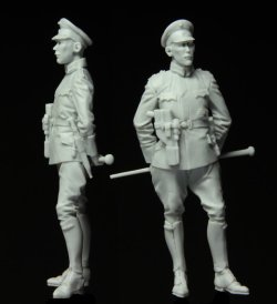 画像3: スターリングラード[ST1115]1/35WWIドイツ戦車兵(5)モーゼルを持つ将校