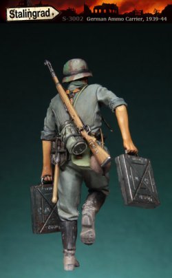 画像2: スターリングラード[ST3002]1/35ドイツ陸軍 迫撃砲弾砲弾を運ぶ兵士