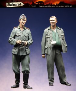 画像1: スターリングラード[ST3007]1/35ドイツ陸軍 負傷兵と見舞う戦友