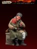 画像2: スターリングラード[ST3054]1/35ロシア赤軍41〜43年冬(4)孤児を抱き寄せる兵士 (2)