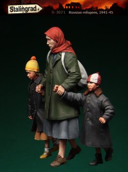 画像2: スターリングラード[ST3071]1/35ロシア難民1941〜45(1)母と子(3体入)