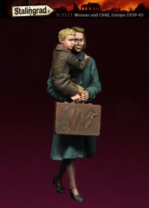 画像1: スターリングラード[ST3111]1/35ヨーロッパの難民1939〜45(1)幼子を抱く母 (1)