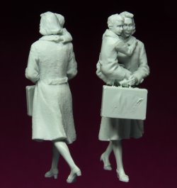 画像3: スターリングラード[ST3111]1/35ヨーロッパの難民1939〜45(1)幼子を抱く母