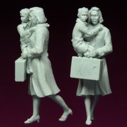 画像4: スターリングラード[ST3111]1/35ヨーロッパの難民1939〜45(1)幼子を抱く母