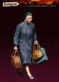 スターリングラード[ST3112]1/35ヨーロッパの難民1939〜45(2)逃避する女性