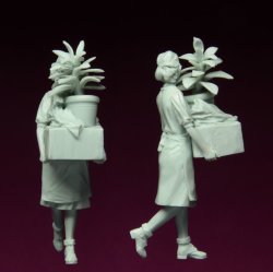 画像4: スターリングラード[ST3116]1/35ヨーロッパの難民1939〜45(6)荷物を抱える女性難民