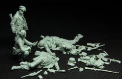 画像2: スターリングラード[ST3120]1/35ロシア兵「戦闘後の検分1945」5体入りビッグセット