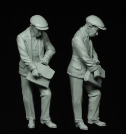 画像3: スターリングラード[ST3142]1/35欧州の市民1939〜45(2)鞄を閉める紳士
