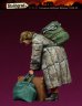 画像2: スターリングラード[ST3147]1/35欧州の市民1939〜45(7)くたびれた難民女性 (2)