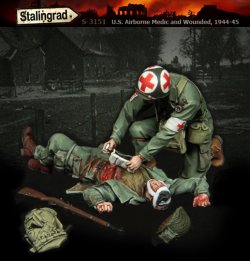 画像2: スターリングラード[ST3151]1/35米衛生兵と負傷した空挺兵1945 止血