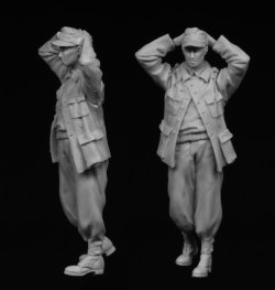 画像2: スターリングラード[ST3156]1/35独兵捕虜1945(1)頭上で手を組む捕虜