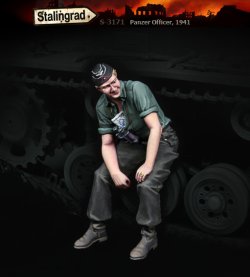 画像2: スターリングラード[ST3171]1/35休息する独機甲師団1941(1)転輪に腰掛ける戦車兵長