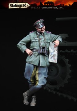 画像2: スターリングラード[ST3172]1/35休息する独機甲師団1941(2)戦車に寄り掛かる作戦将校