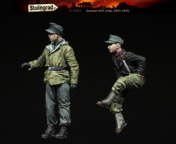 画像3: スターリングラード[ST3182]1/35ドイツ自走砲搭乗員1943〜44冬(1)戦闘室で待機する搭乗員(2体セット)