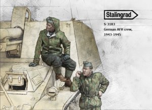 画像1: スターリングラード[ST3183]1/35ドイツ自走砲搭乗員1943〜44冬(2)車外で待機する搭乗員(2体セット) (1)