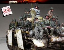 画像11: スターリングラード[ST3220]1/35 WWIIドイツパンツァーライダーズ ハンガリー1945 独戦車兵と車上擲弾兵ビックセット