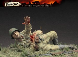画像1: スターリングラード[ST3504]1/35WWII撃たれ助けを求める露赤軍狙撃兵 (1)