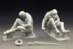 画像4: スターリングラード[ST3514]1/35露赤軍激戦のあと1941〜42(4)負傷した同志