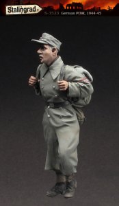 画像1: スターリングラード[ST3523]1/35ドイツ兵捕虜1944〜45(3)リュックを担ぐ捕虜 (1)