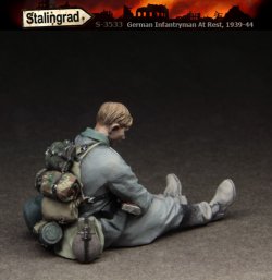 画像2: スターリングラード[ST3533]1/35休息する独兵1939〜44(3)仮眠する兵士