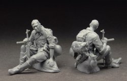 画像3: スターリングラード[ST3534]1/35休息する独兵1939〜44(4)岩に腰掛ける兵士