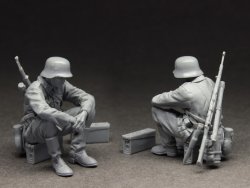 画像3: スターリングラード[ST3536]1/35休息する独兵1939〜44(6)疲労した射撃助手
