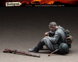 画像2: スターリングラード[ST3538]1/35休息する独兵1939〜44(8)水を飲む兵士