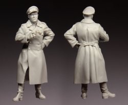 画像4: スターリングラード[ST3573]1/35ロシア赤軍コート姿の将校1943〜45