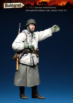 画像2: スターリングラード[ST3583]1/35ドイツ冬季装備歩兵(3)方位を指し示す兵ヴェルキエ・ルキ1942〜43