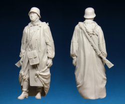 画像4: スターリングラード[ST3587]1/35ドイツ冬季装備歩兵(7)地図ケースを持つ兵士ハリコフ1942〜45