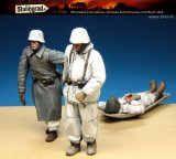 スターリングラード[ST3588]1/35ドイツ冬季装備歩兵(8)負傷兵をソリで搬送するドイツ兵3体セット(ソリ付)