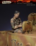 スターリングラード[ST3593]1/35武装SS戦車搭乗員クルクス1943(3)腕組する装填手